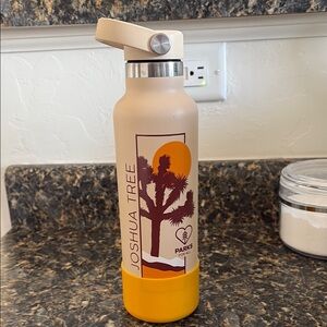 Hydroflask Joshua Tree National Park Water Bottle